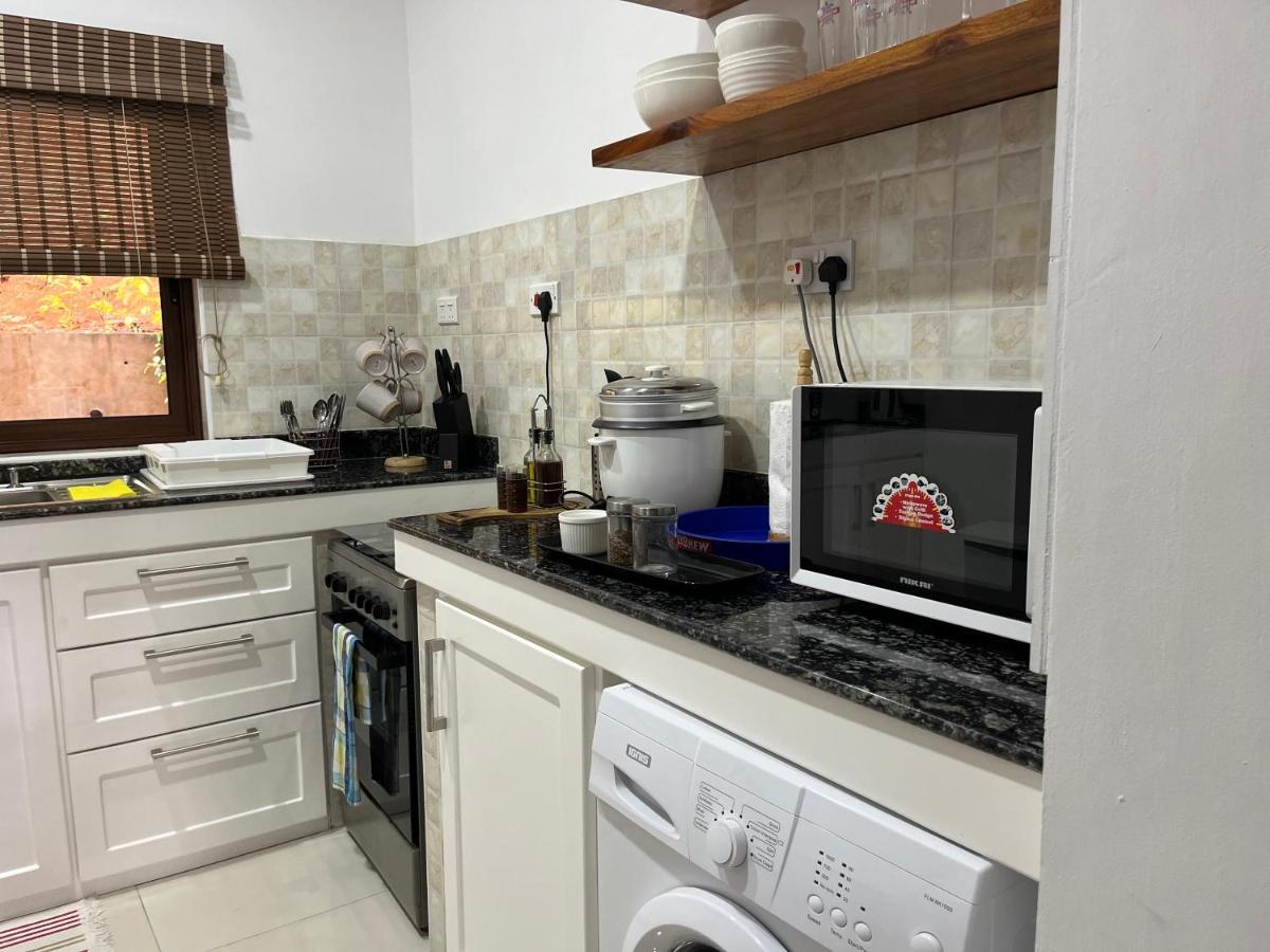 Baie Lazare  Kanasuk Self Catering Apartments المظهر الخارجي الصورة